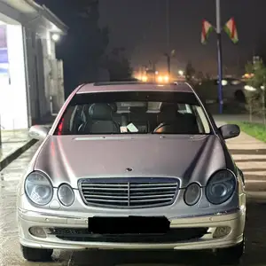 Mercedes-Benz E class, 2003