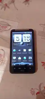 Телефон HTC-4