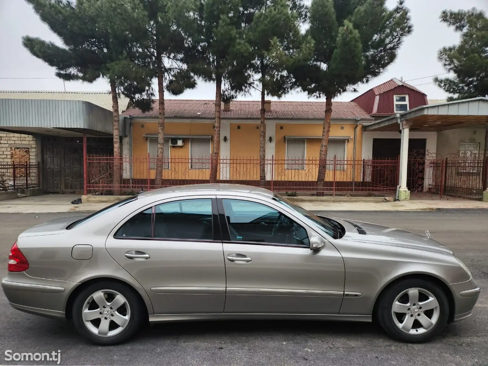 Mercedes-Benz E class, 2004-1