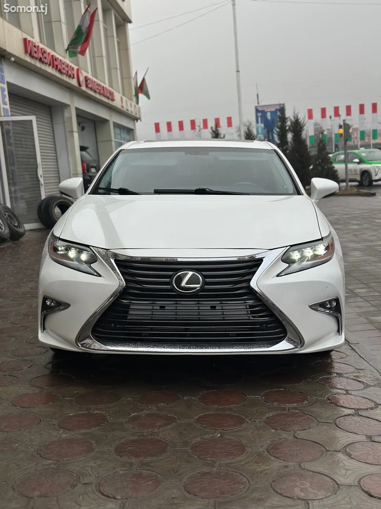 Lexus ES series, 2015-1