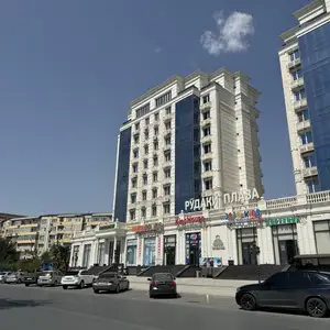 2-комн. квартира, 6 этаж, 82 м², 13мкр