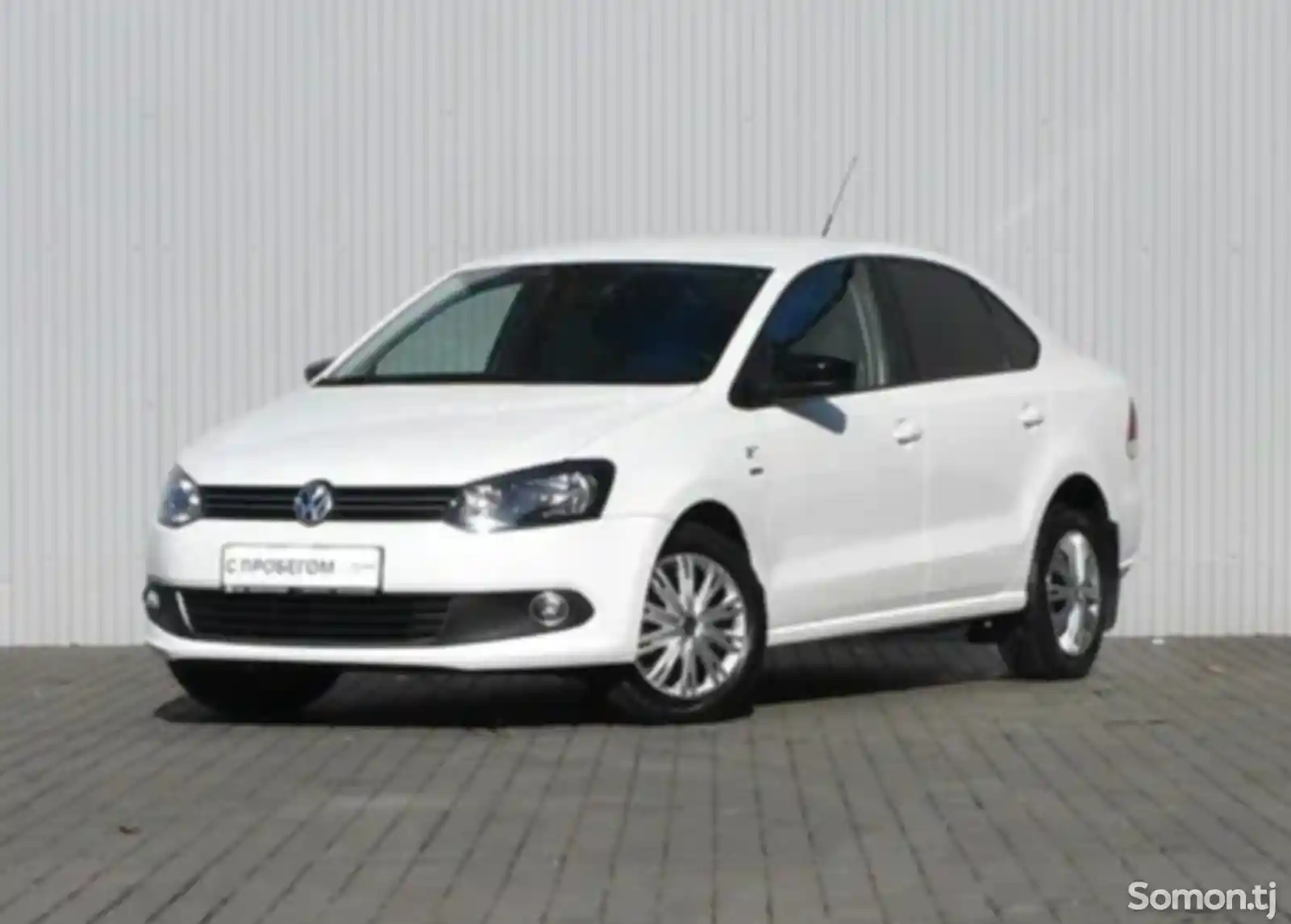 Лобовое стекло Volkswagen Polo 2011