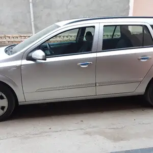 Opel Astra H, 2006