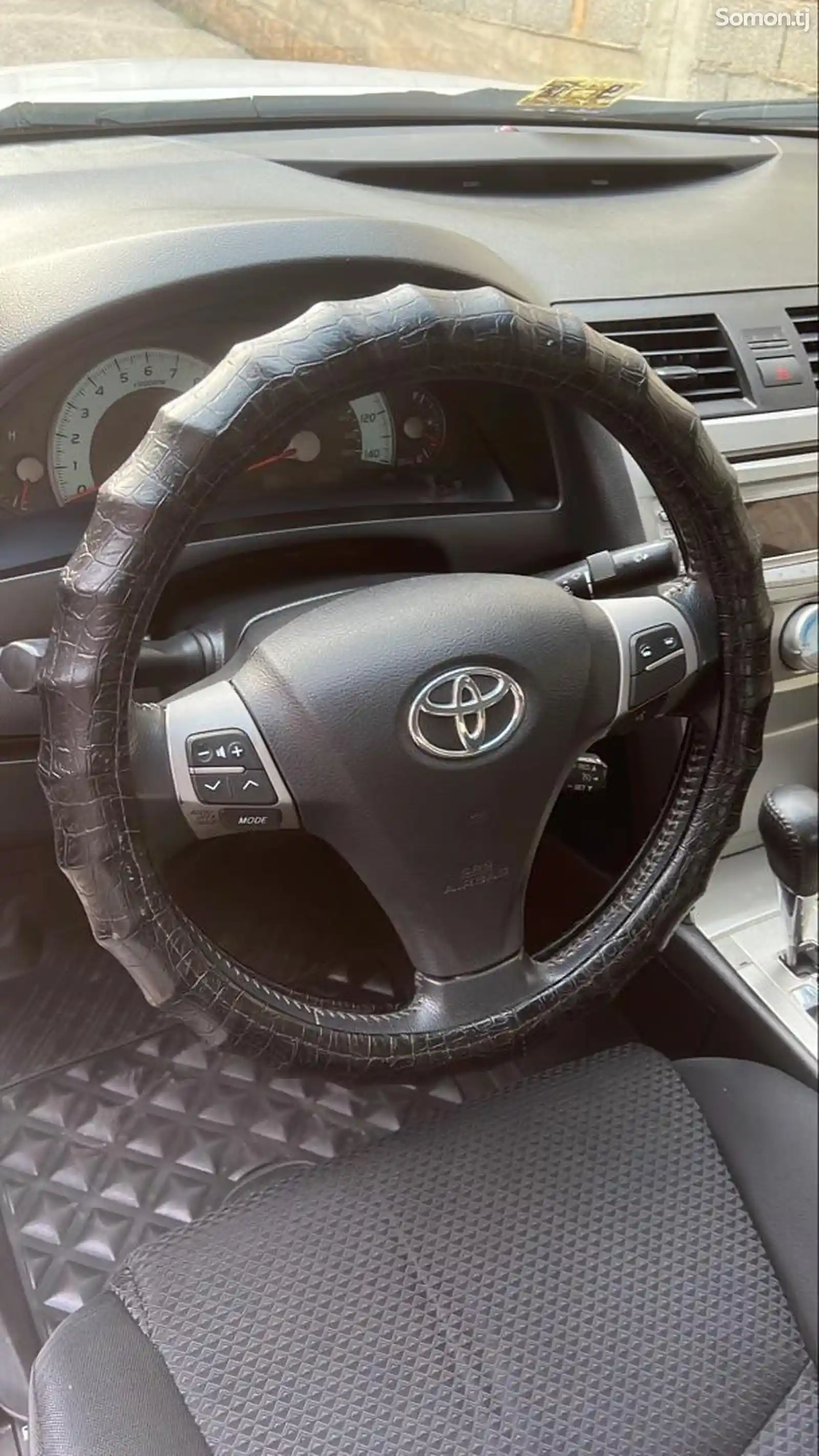 Toyota Camry, 2010-4