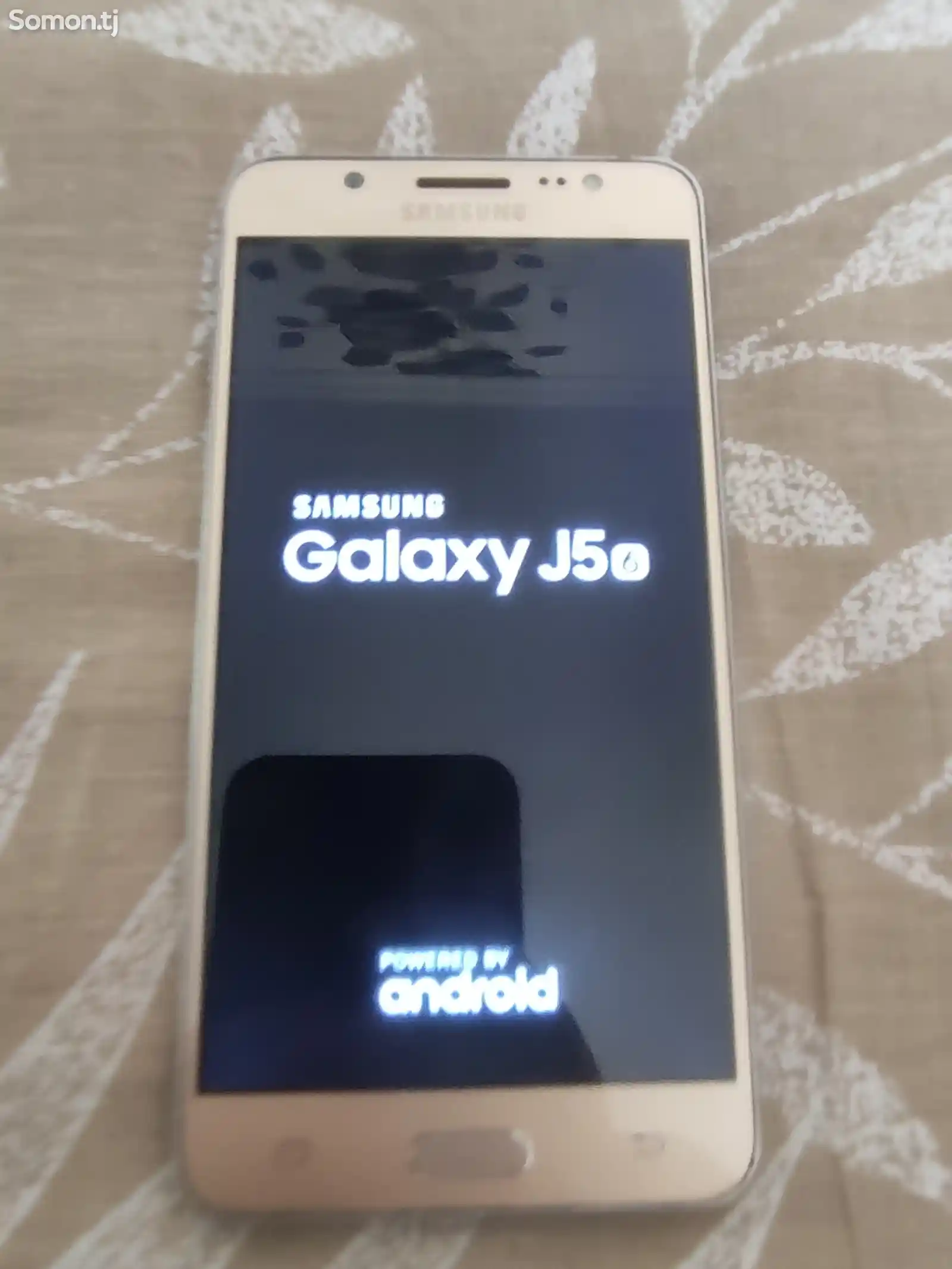 Samsung Galaxy J5-3