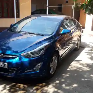 Hyundai Elantra, 2016