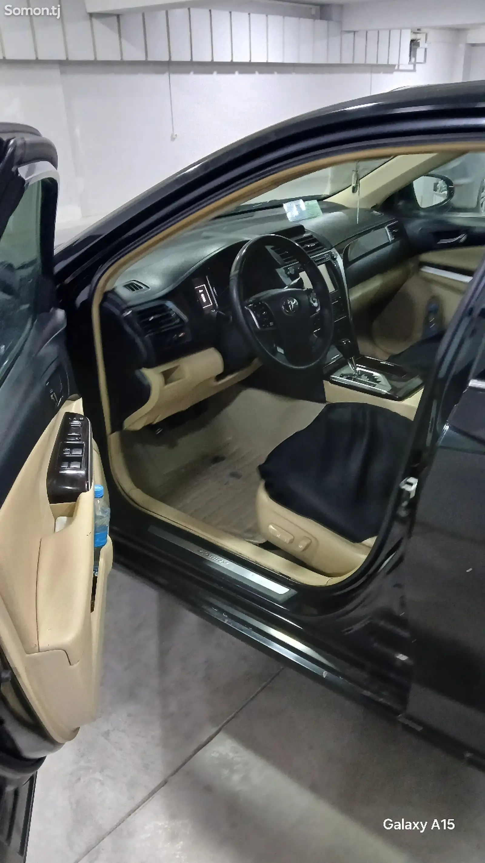 Toyota Camry, 2015-5