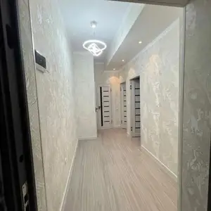 2-комн. квартира, 5 этаж, 60м², Яккачинор, цирк