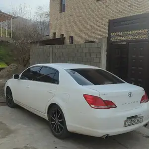 Toyota Avalon, 2007