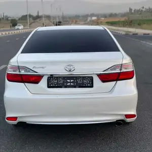 Toyota Camry, 2015