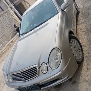 Mercedes-Benz E class, 2003