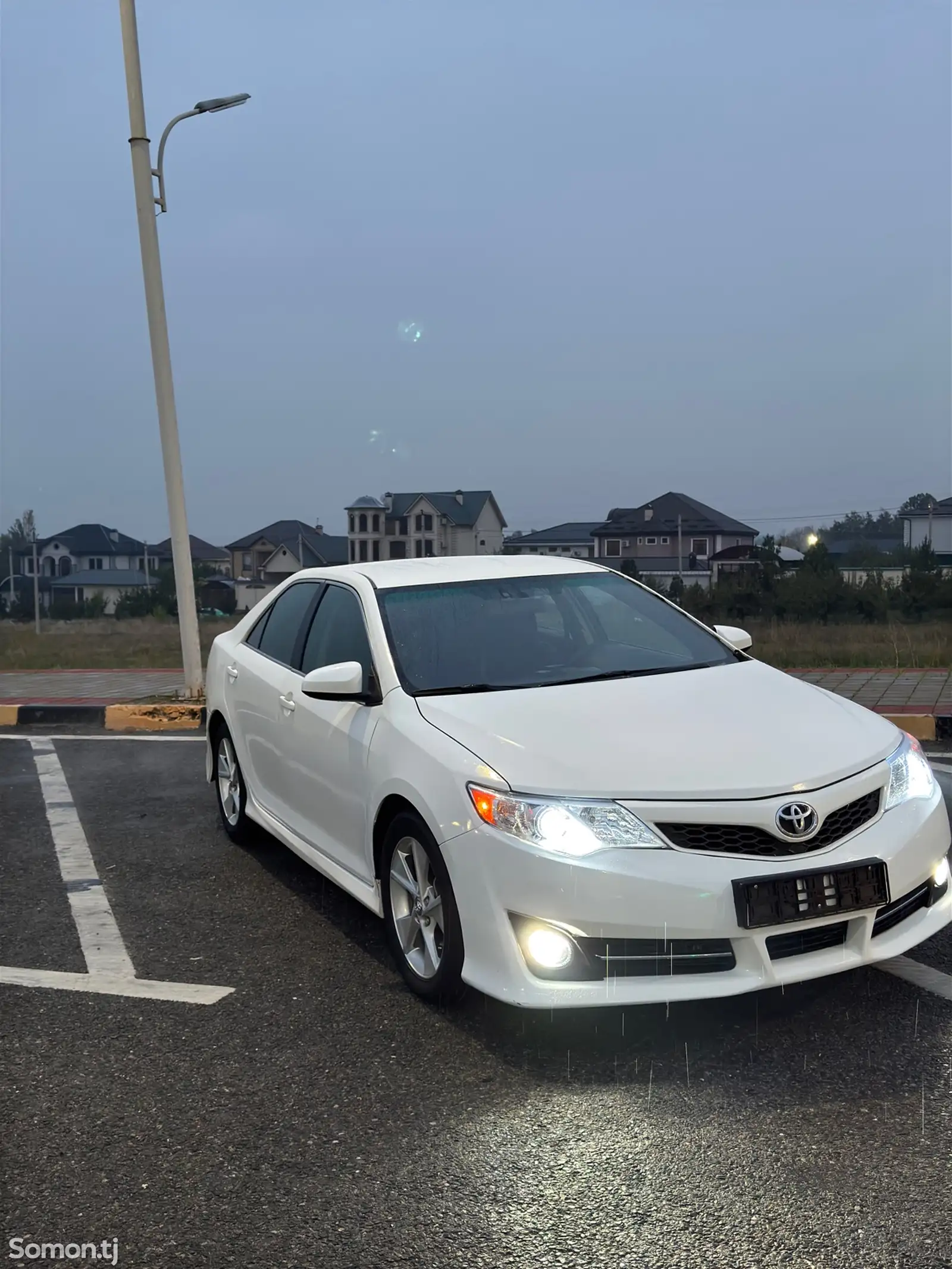 Toyota Camry, 2012-3