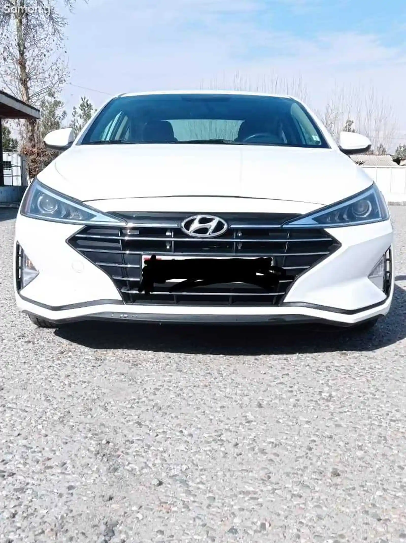 Hyundai Elantra, 2020-3
