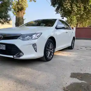 Toyota Camry, 2015