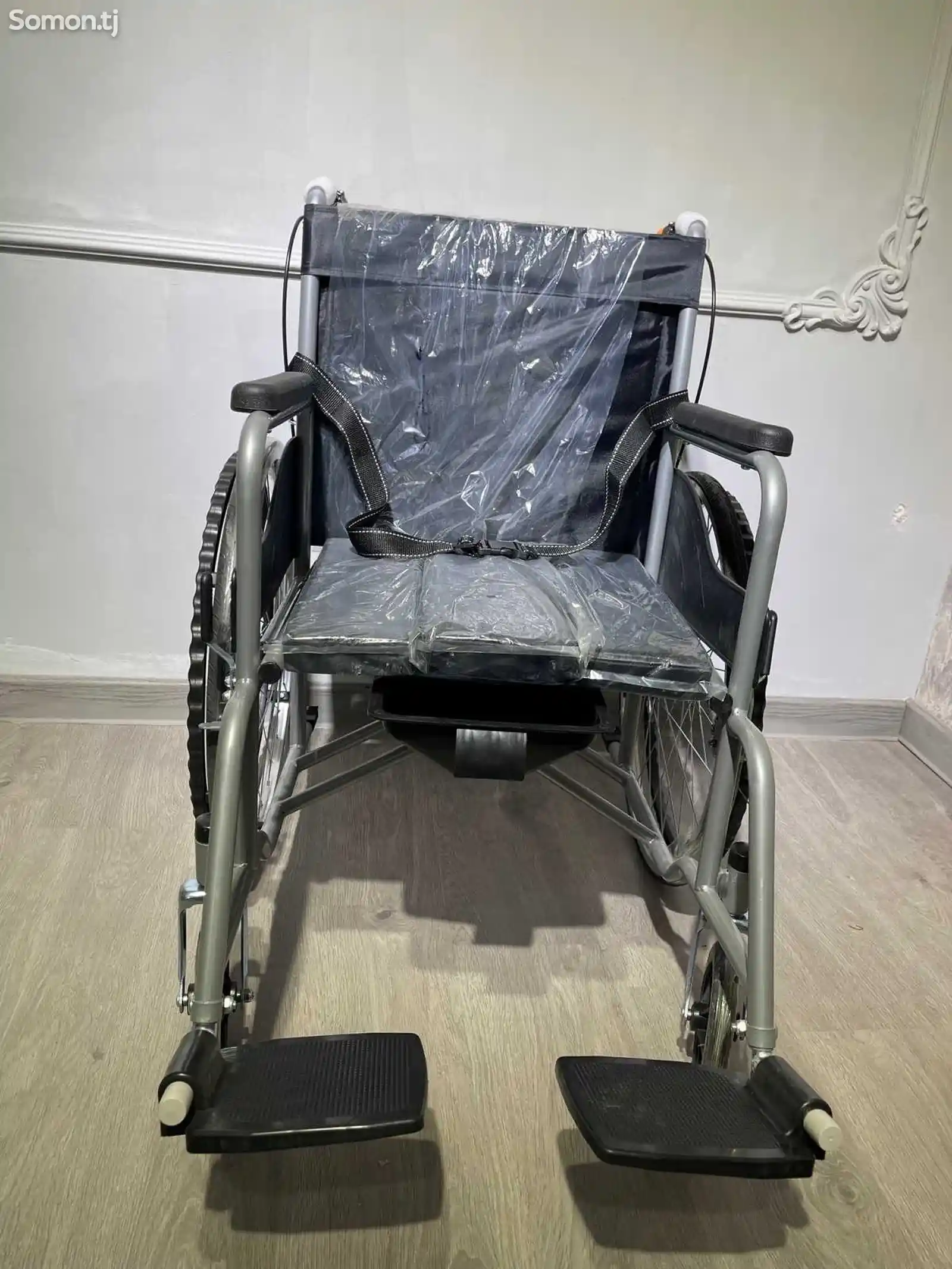 Инвалидная коляска с горшком-1