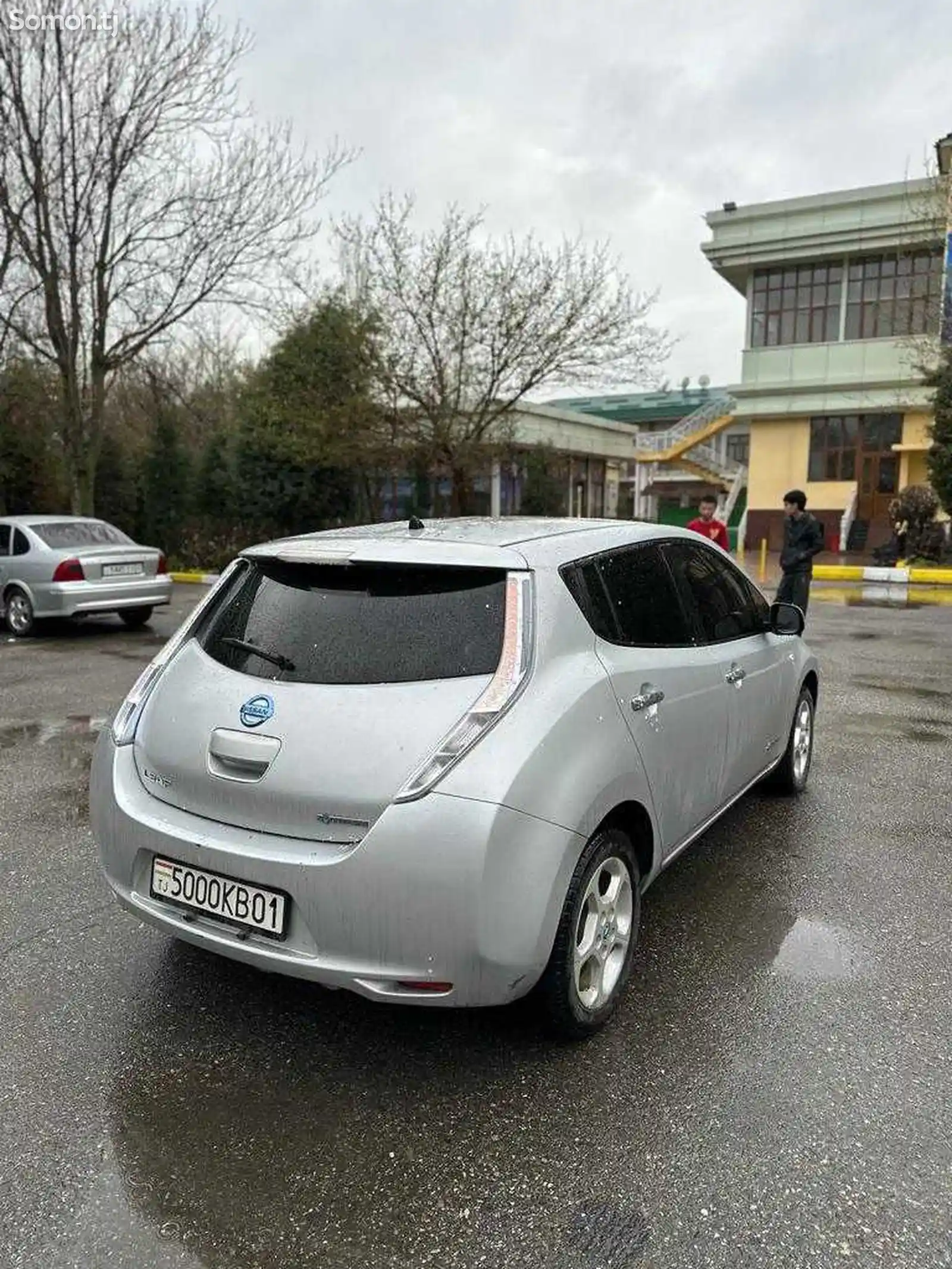 Nissan Leaf, 2012-4