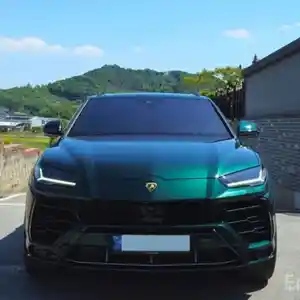 Lamborghini Urus, 2023