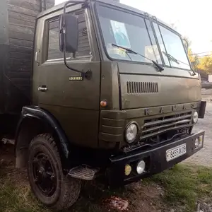 Бортовой грузовик с прицепом, 1991