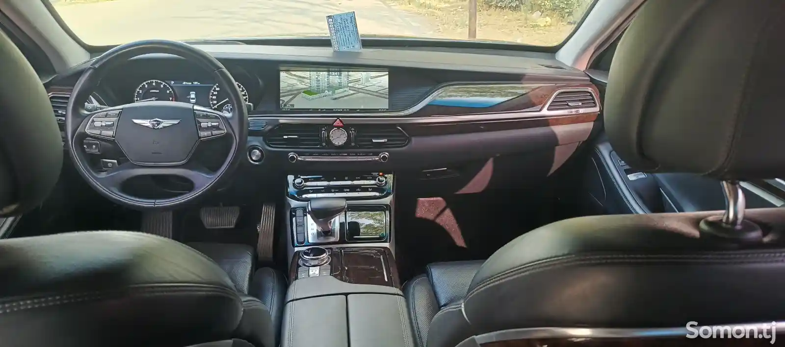 Genesis G90, 2016-12