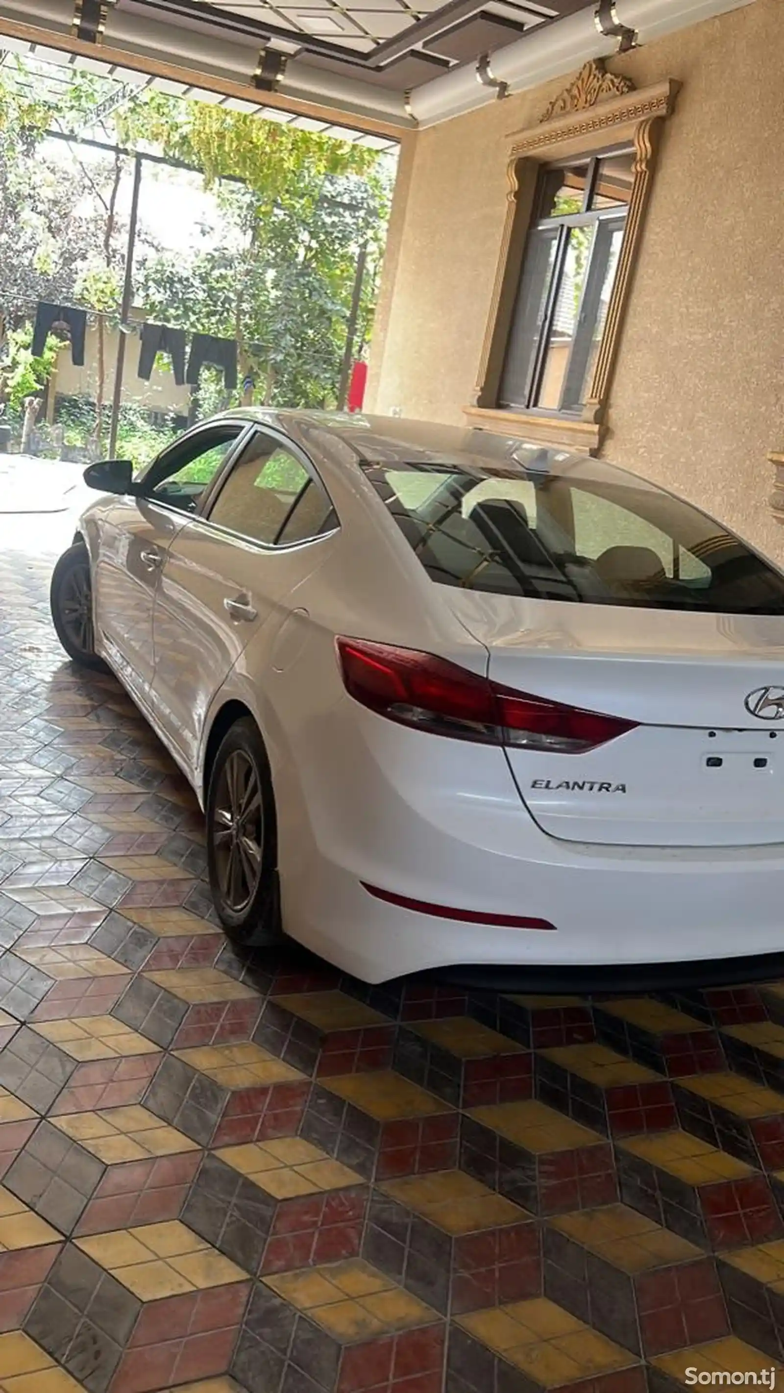 Hyundai Elantra, 2017-4