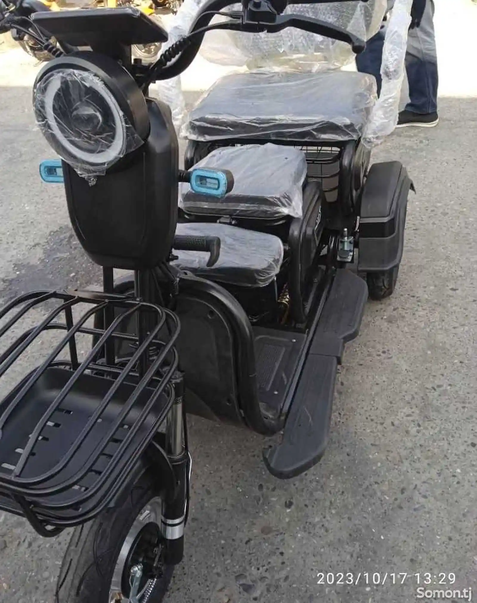 Электрический скутер для инвалидов-1