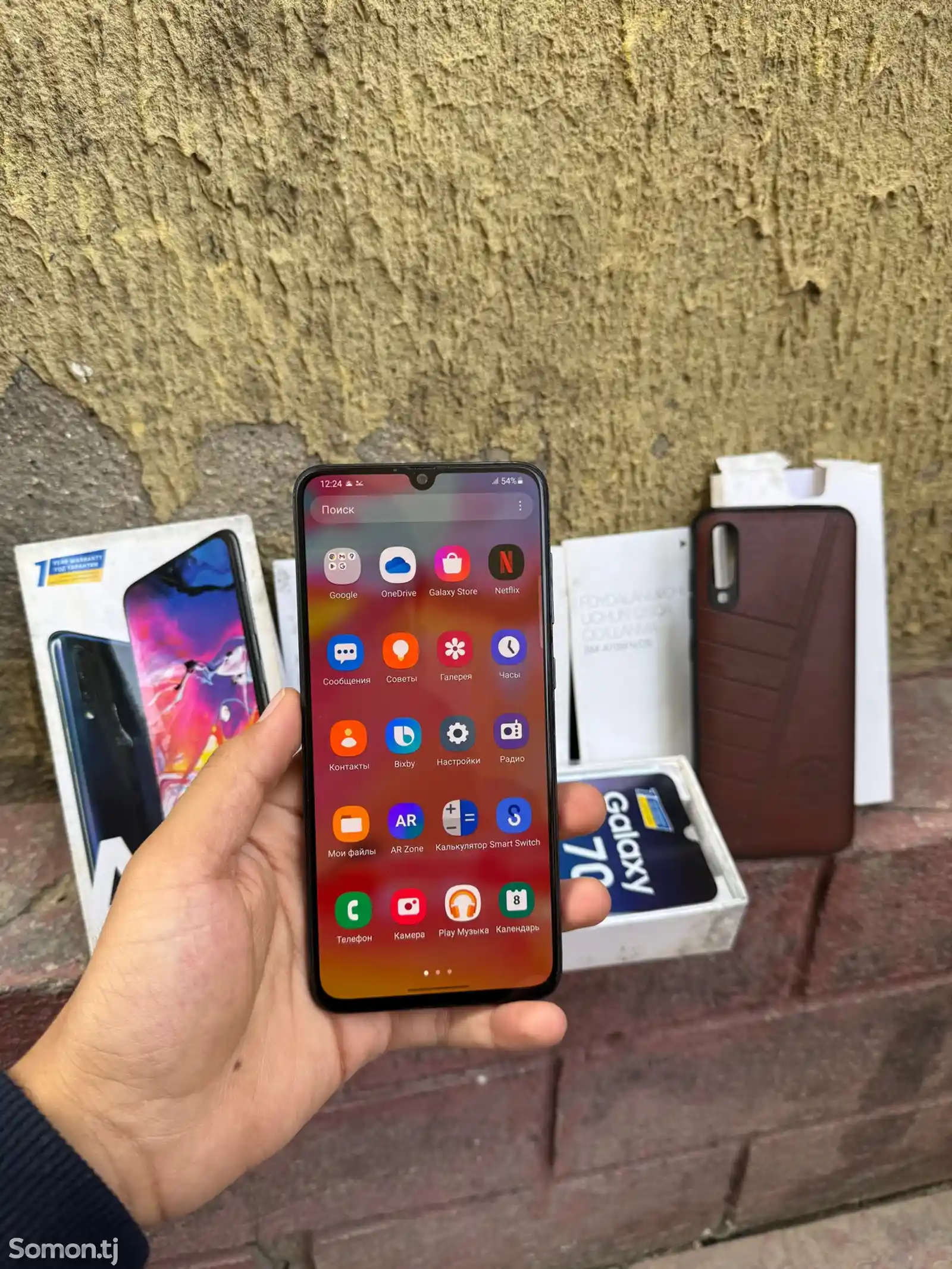 Samsung Galaxy A70 6/128 Gb 2 sim-10