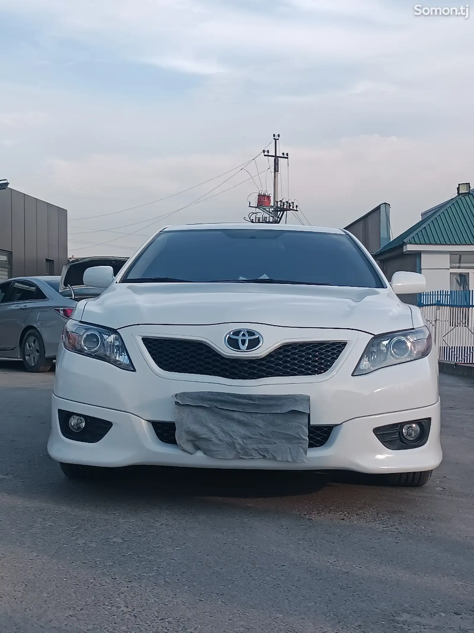 Toyota Camry, 2010-1