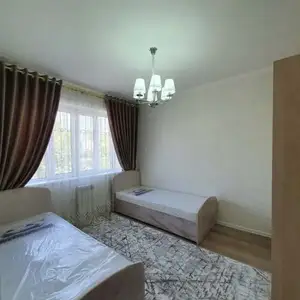 2-комн. квартира, 7 этаж, 81м², 112 мкр