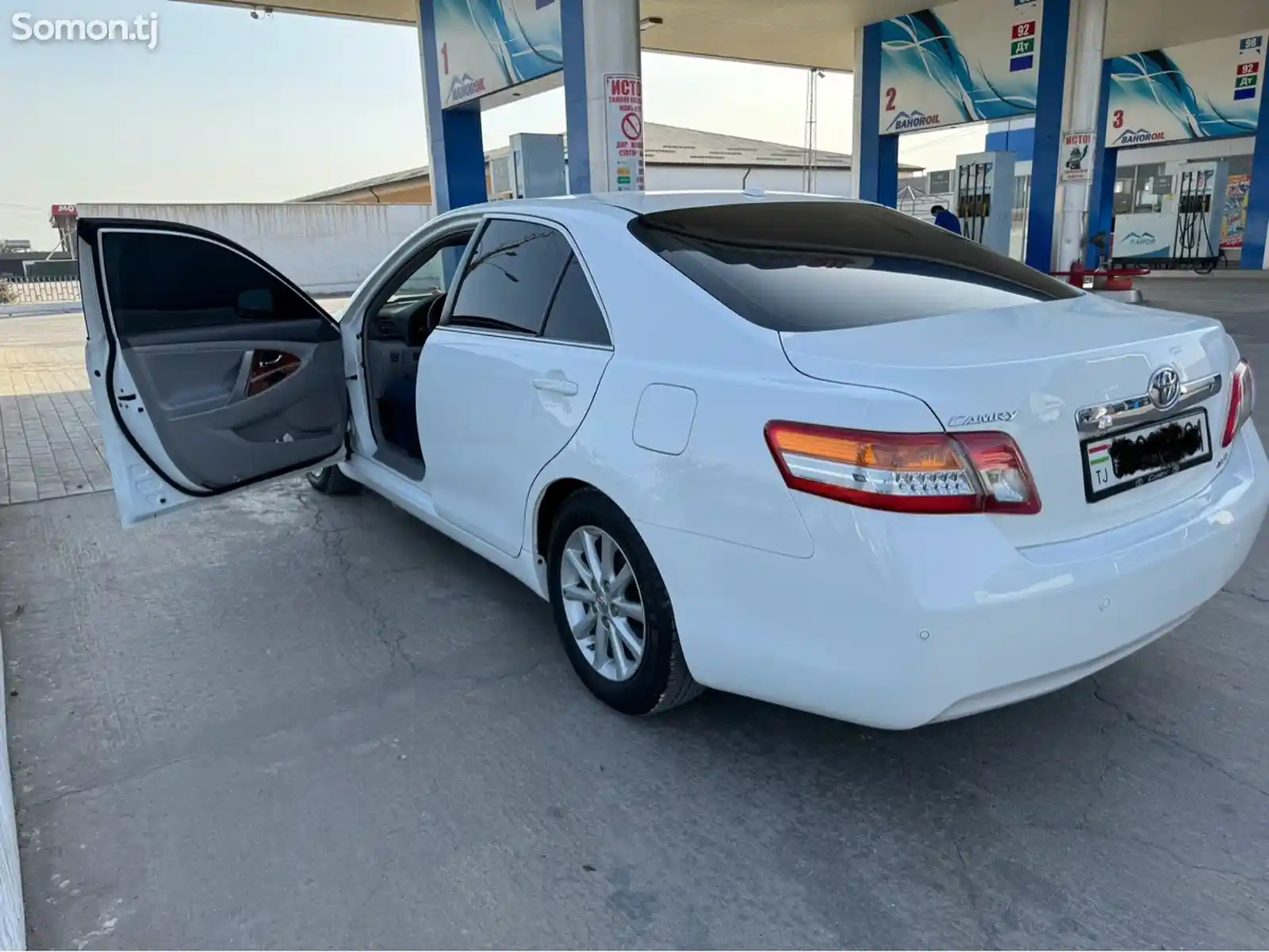 Toyota Camry, 2011-9