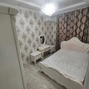 2-комн. квартира, 7 этаж, 77м², 103мкр Сияриён