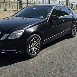 Mercedes-Benz E class, 2011