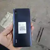 Телефон Xiaomi-2