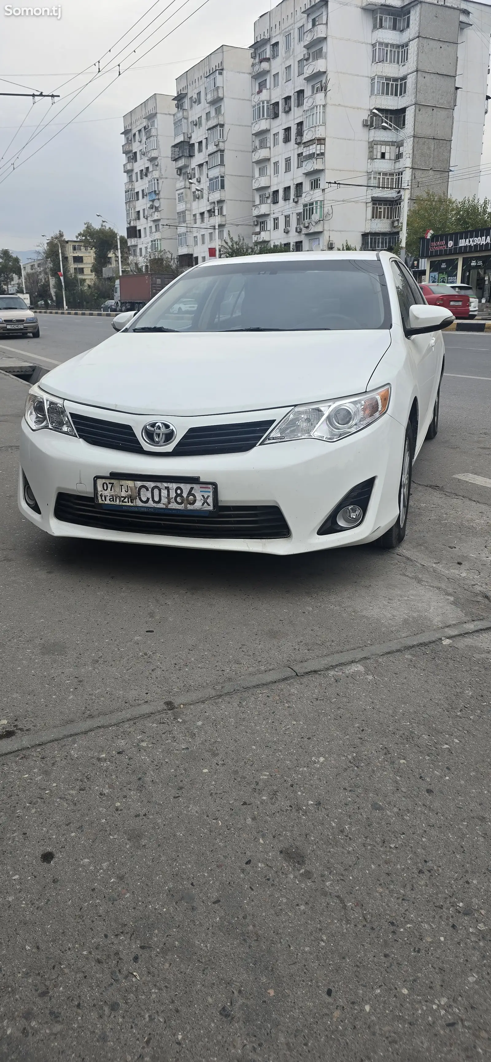 Toyota Camry, 2012-1