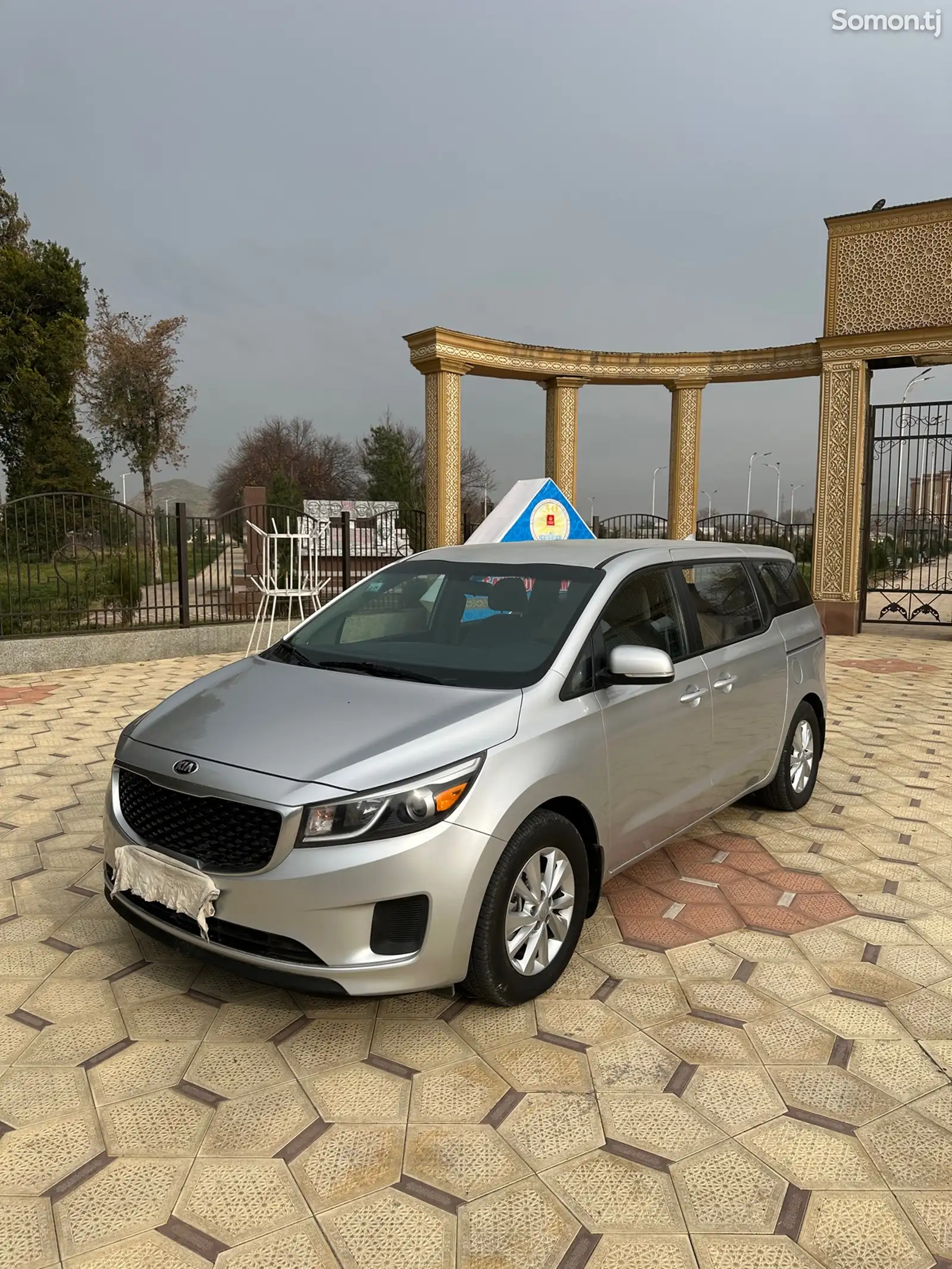 Kia Carnival, 2015-1