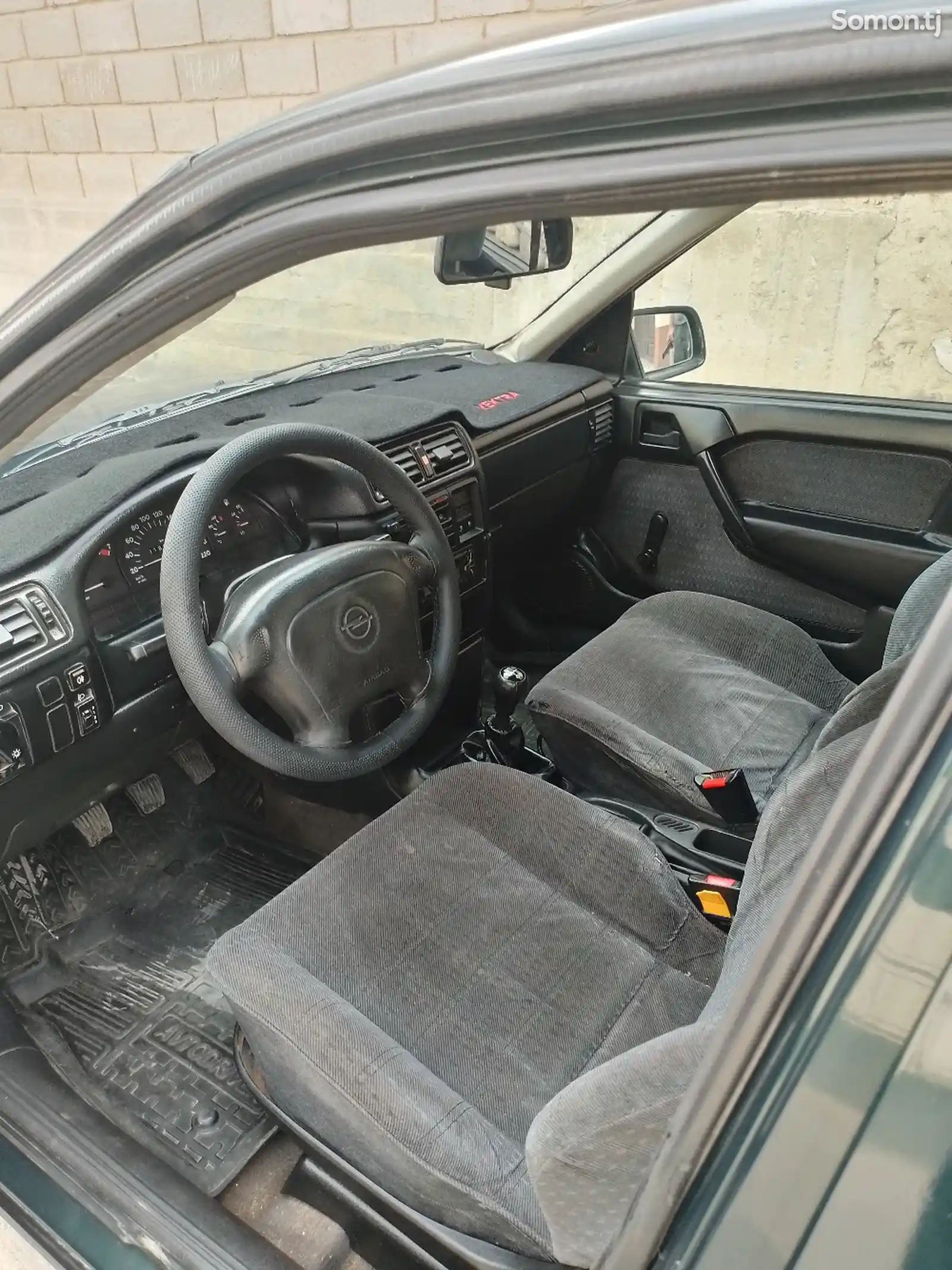 Opel Vectra A, 1995-16