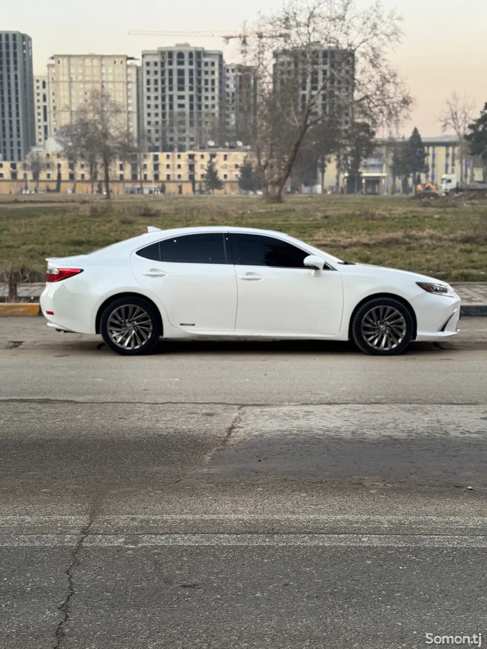 Lexus ES series, 2014-1