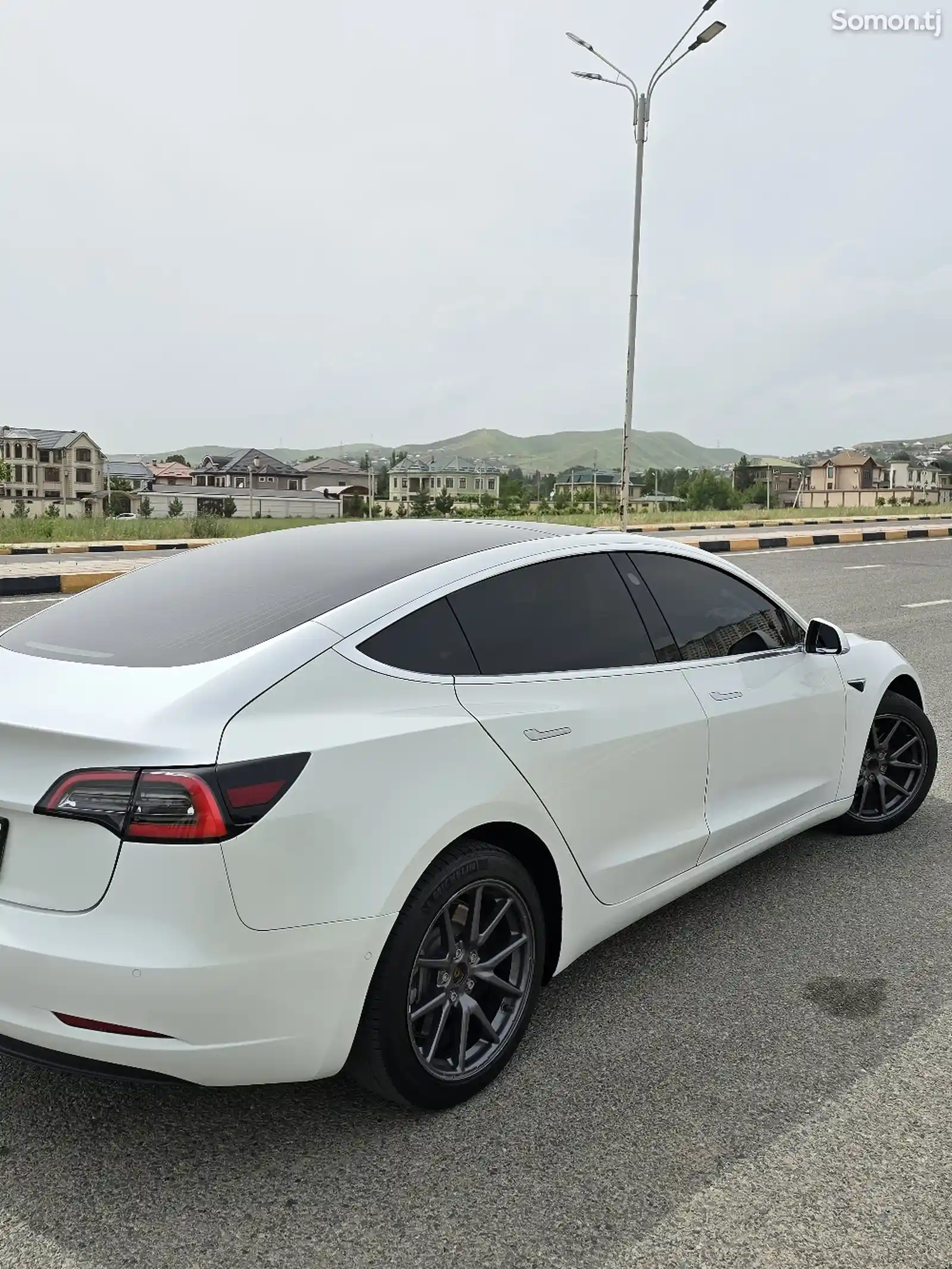 Tesla Model 3, 2021-7