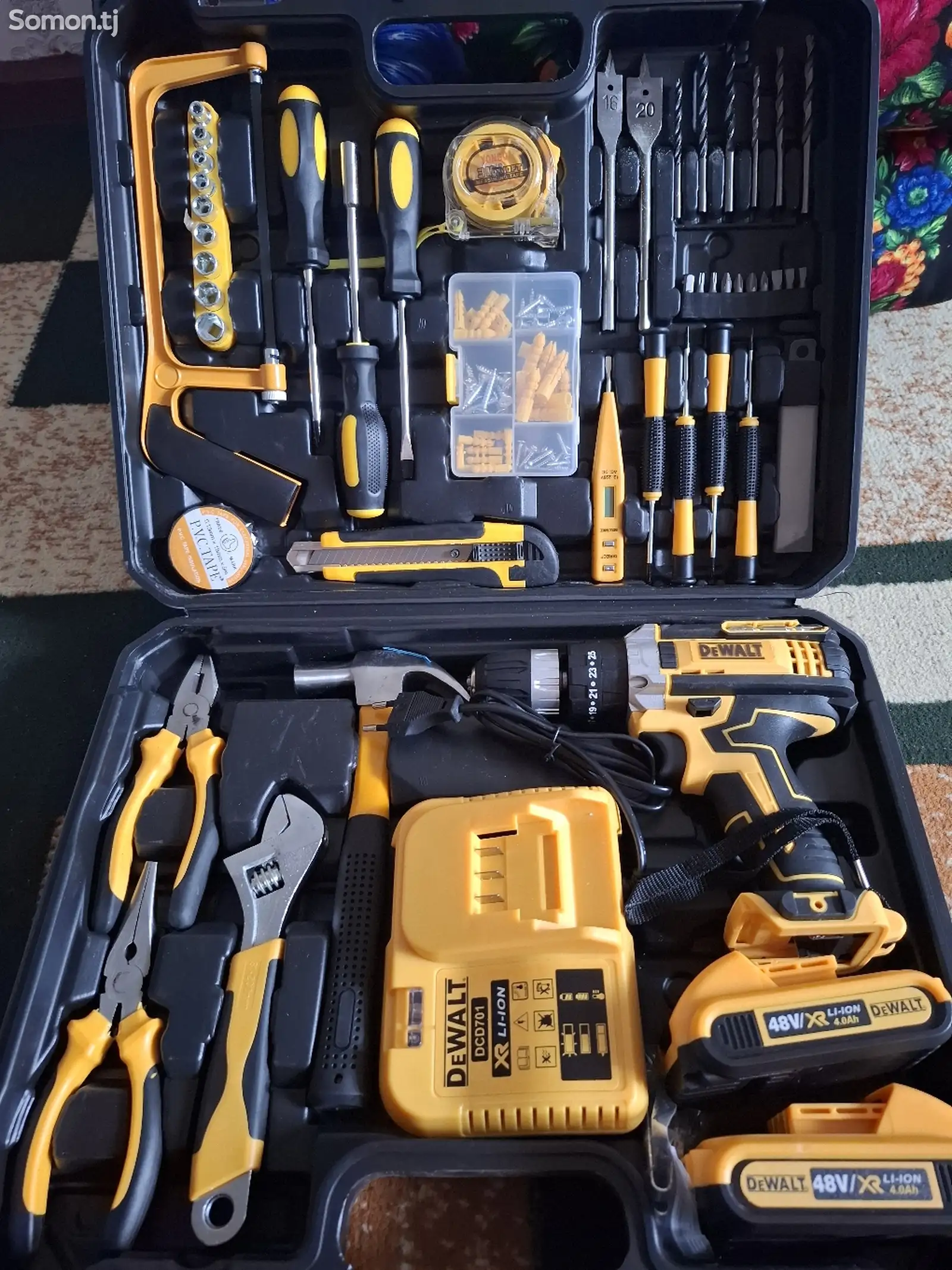 Шуруповёрт DeWalt