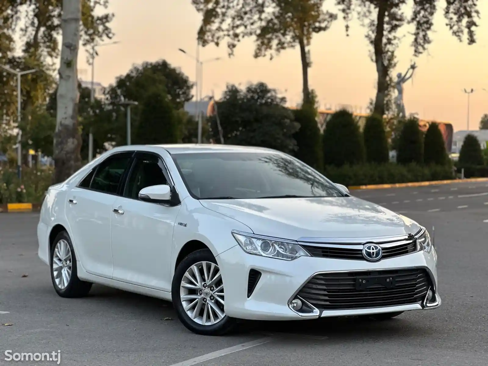 Toyota Camry, 2015-1