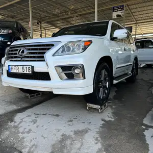 Lexus LX series, 2015