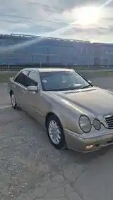 Mercedes-Benz E class, 2001-6