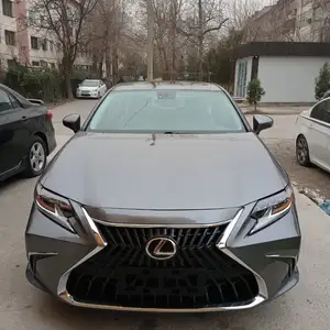 Lexus ES series, 2015