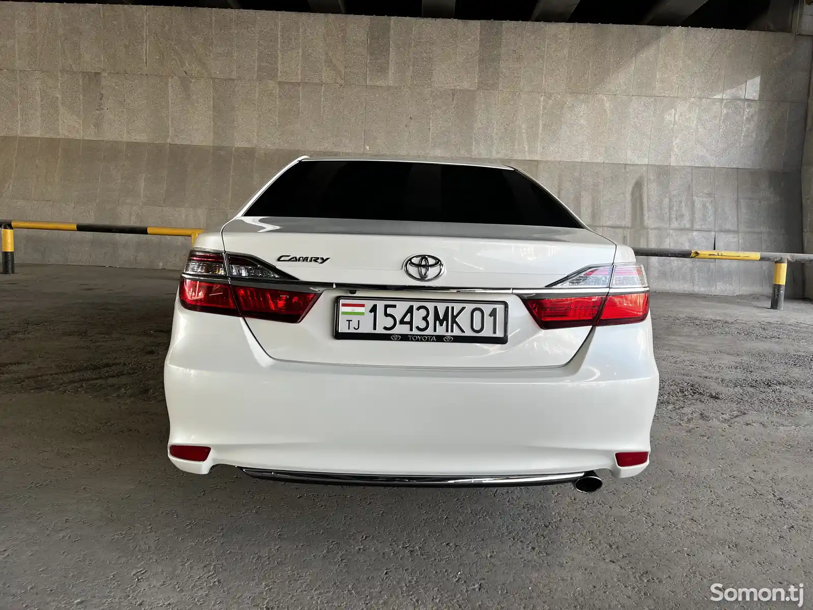 Toyota Camry, 2017-4