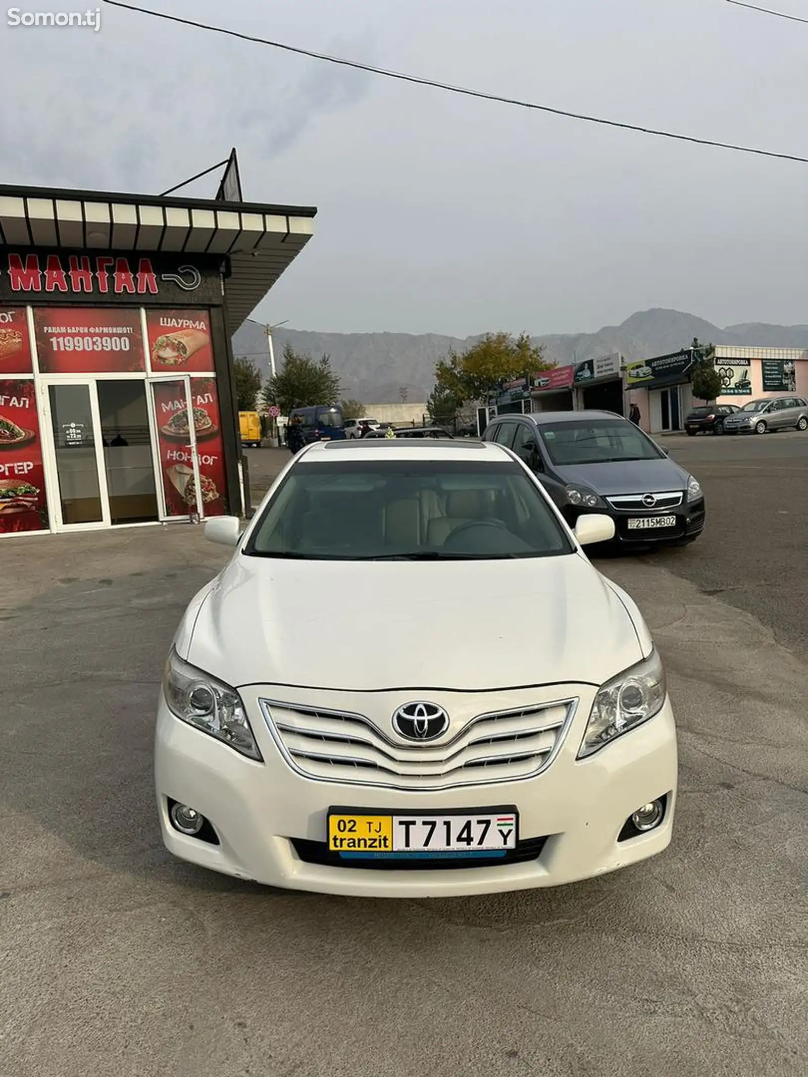 Toyota Camry, 2011-1