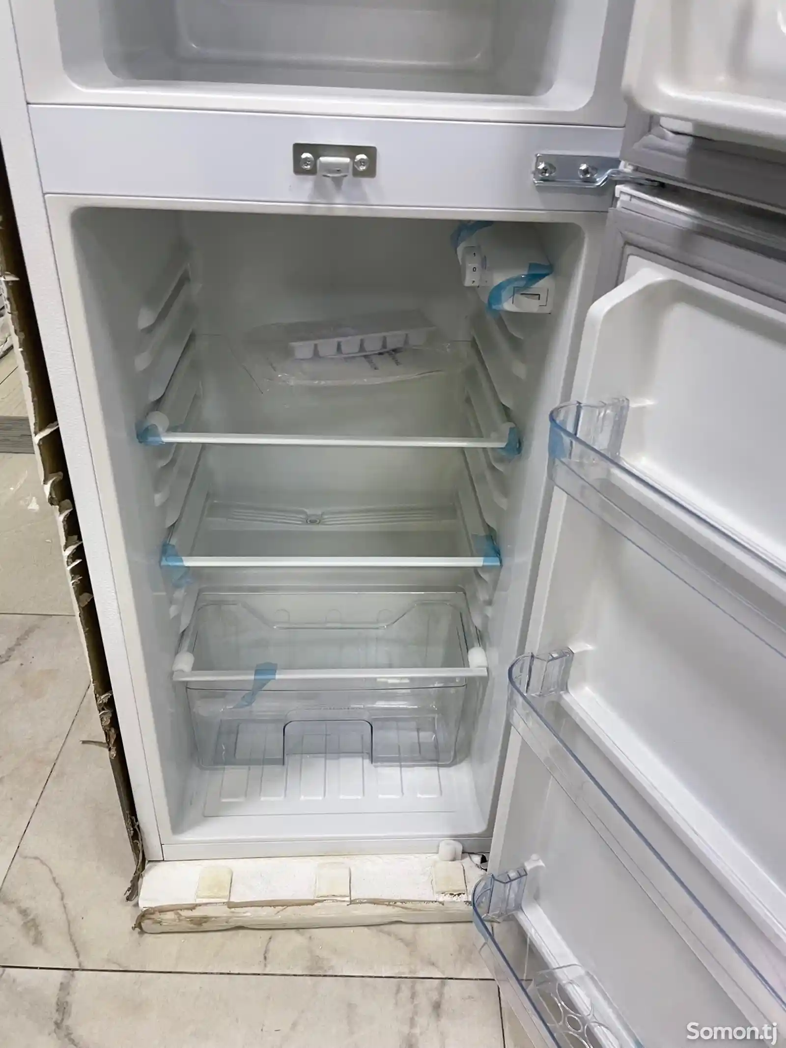 Холодильник Cristal 170w-5