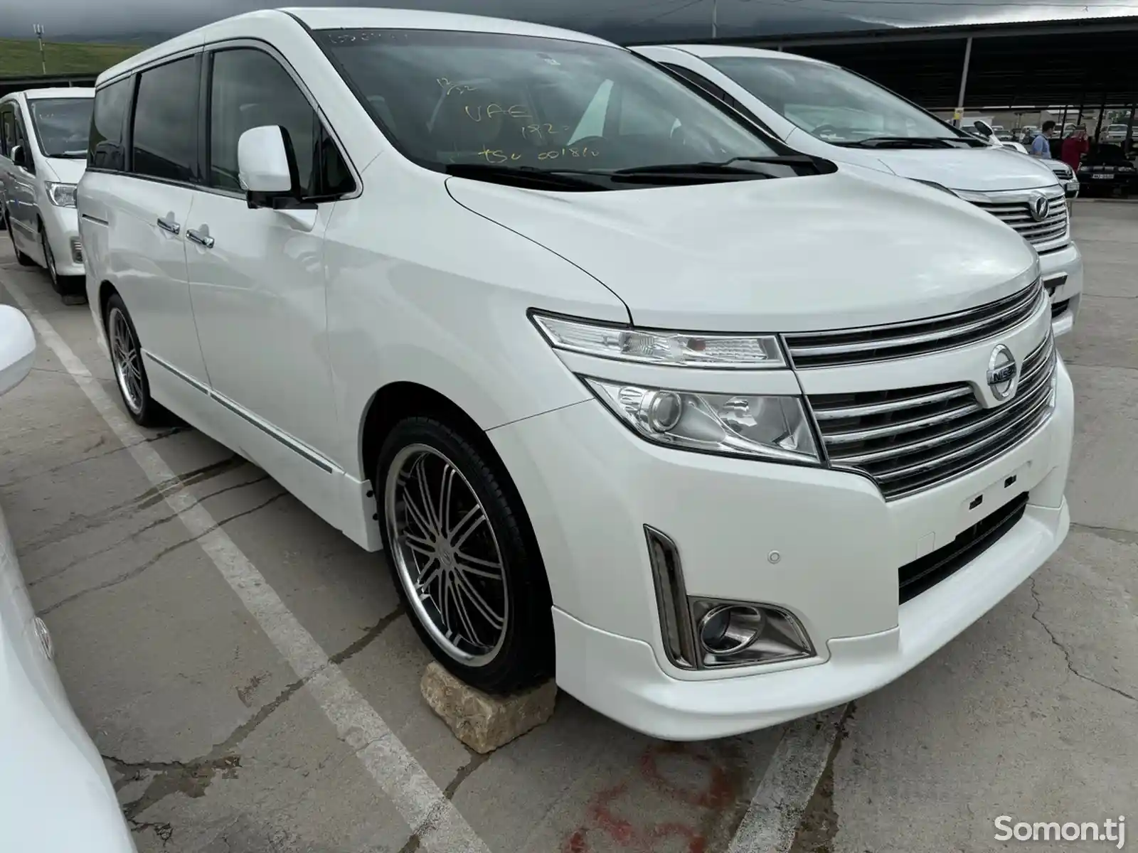 Nissan Elgrand, 2015-2