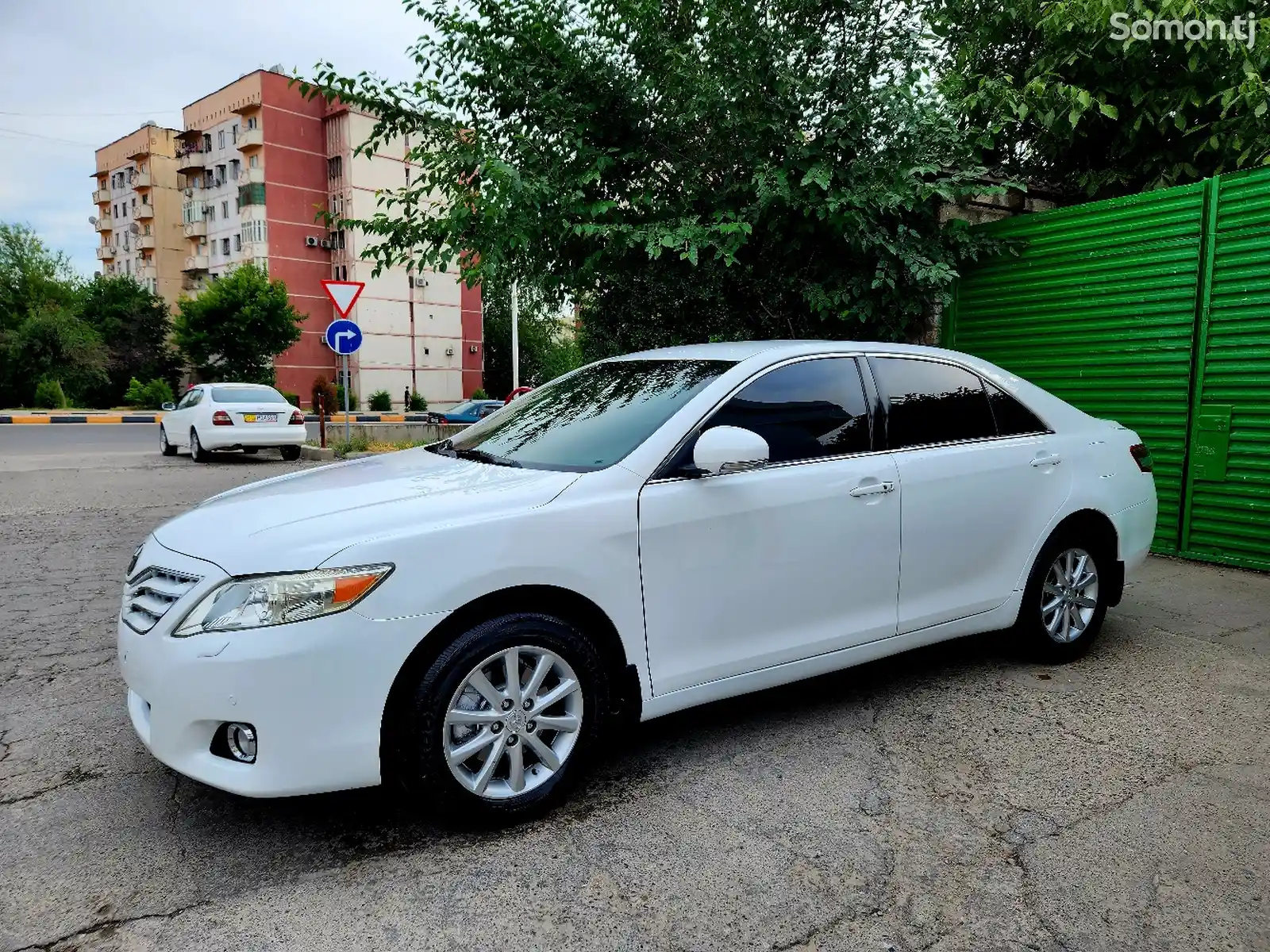 Toyota Camry, 2010-10