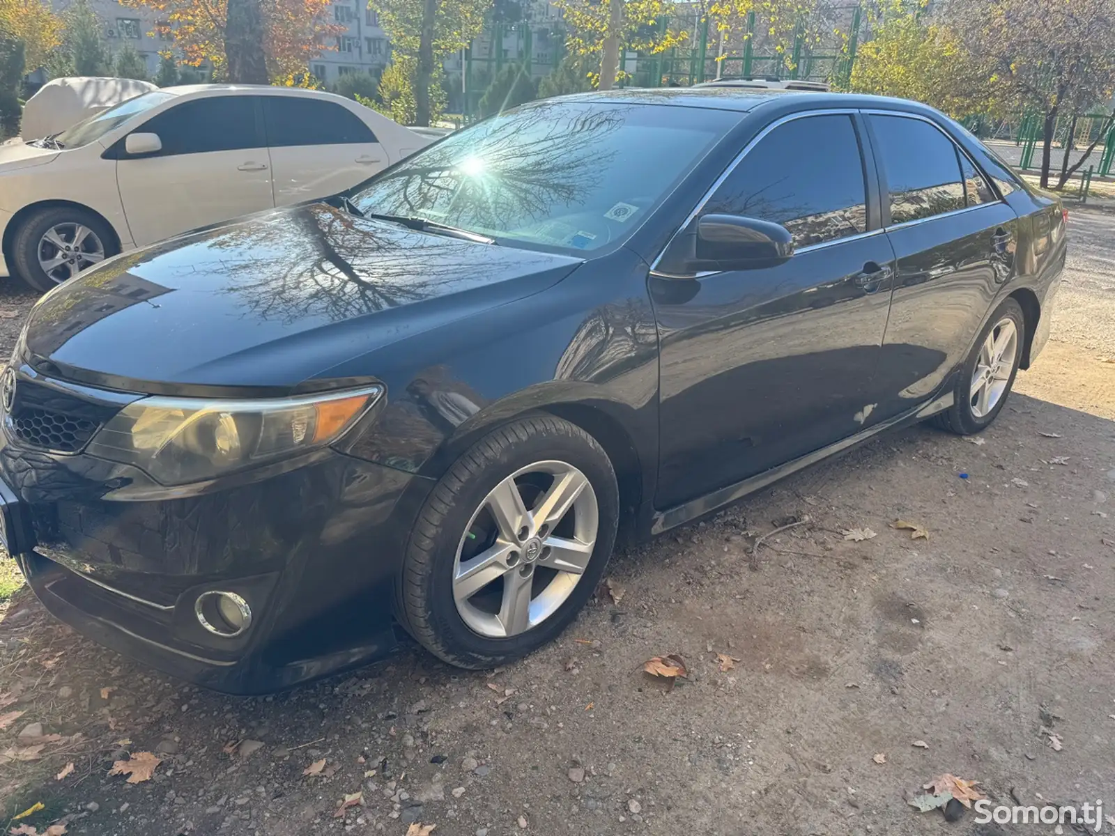 Toyota Camry, 2013-1