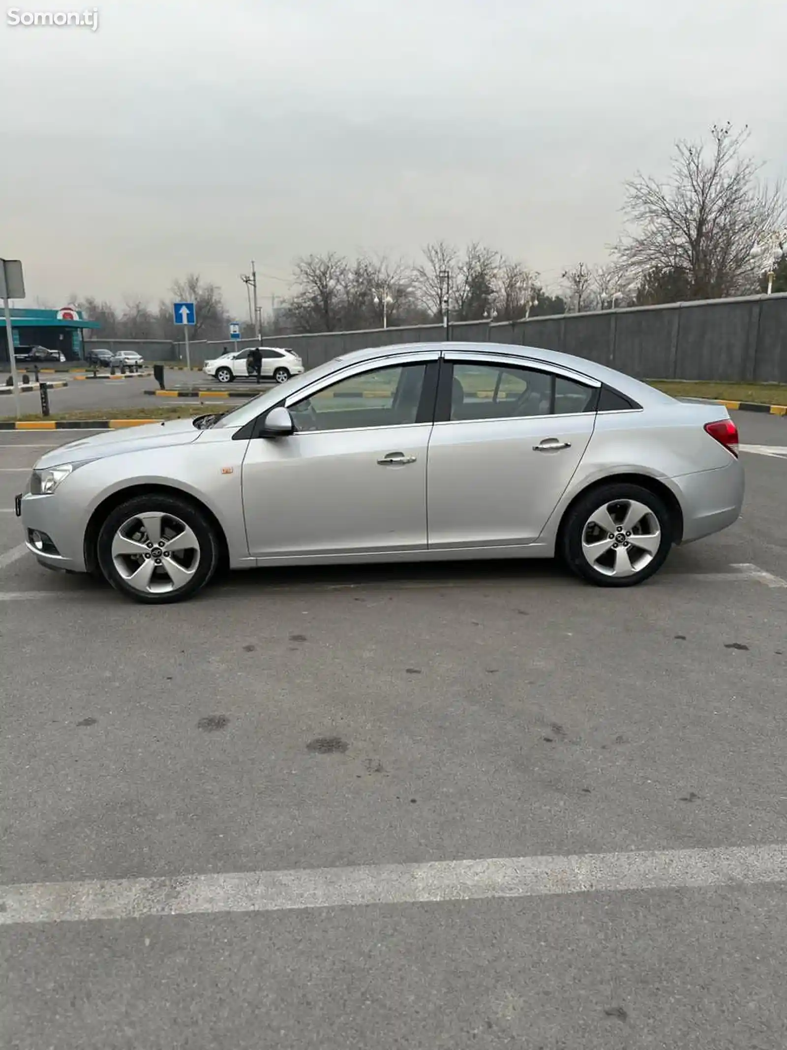 Chevrolet Cruze, 2010-2