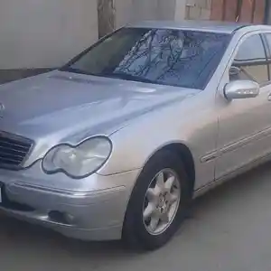 Mercedes-Benz C class, 2003